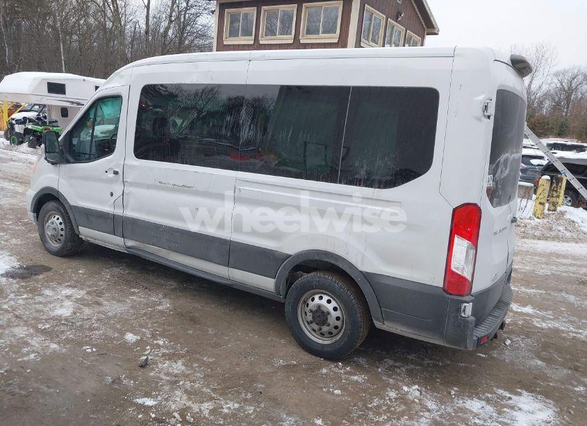 Photo 3 of 2022 Ford Transit-350 PASSENGER VAN XLT (VIN 1FBAX9CG9NKA49419)