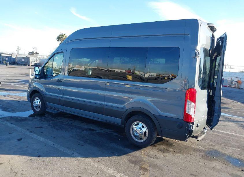 Photo 3 of 2022 Ford Transit-350 PASSENGER VAN XLT (VIN 1FBAX9XGXNKA26922)
