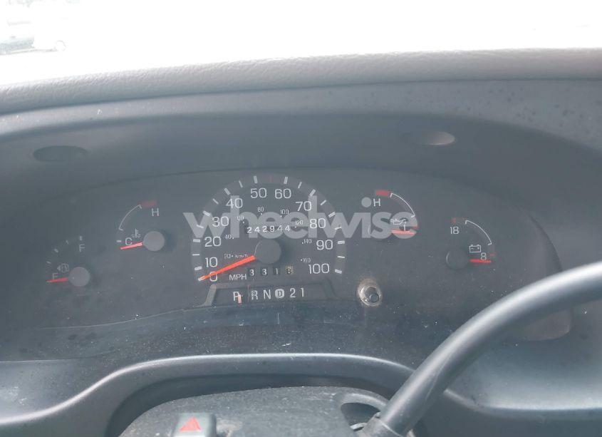 Photo 7 of 1997 Ford Club WAGON XL/XLT (VIN 1FBJS31L3VHB66356)