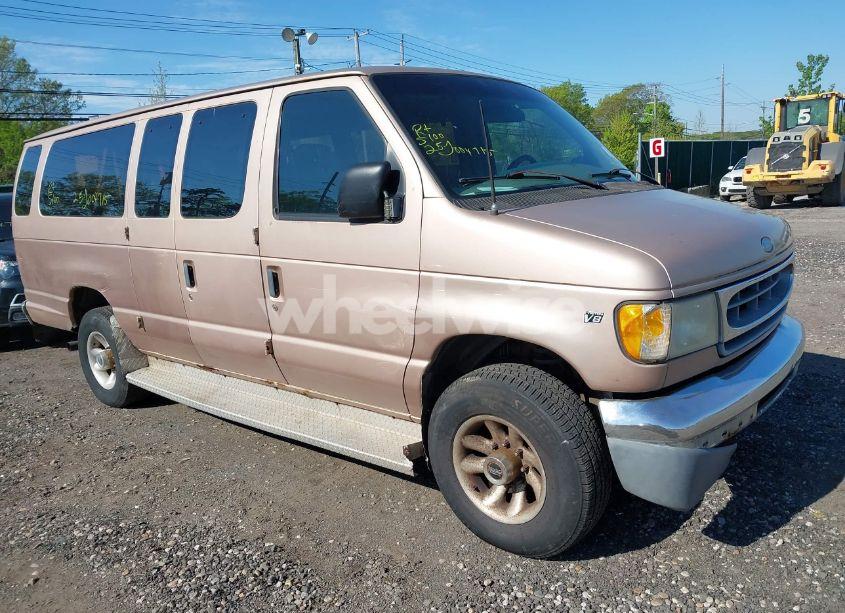 1997 Ford Club WAGON XL/XLT (VIN 1FBJS31L6VHB63287) main photo
