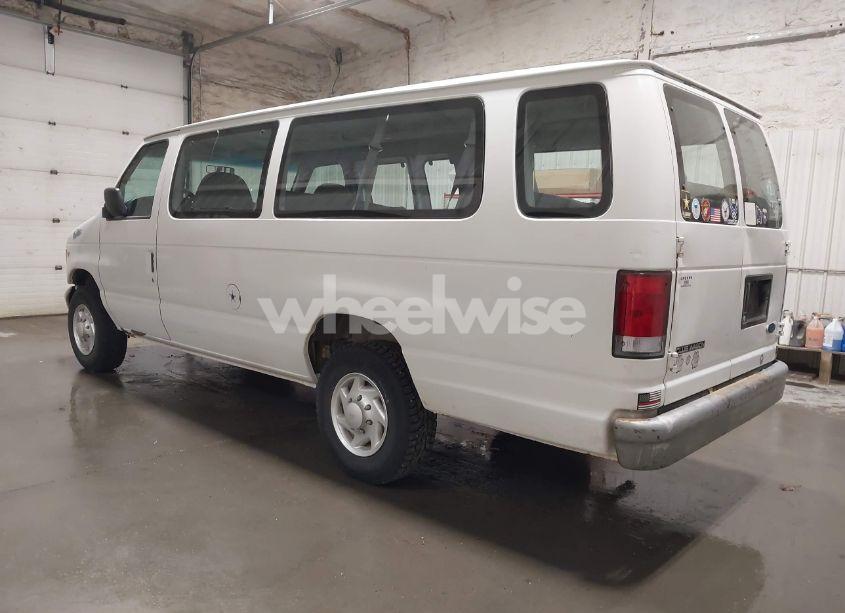 Photo 3 of 1997 Ford Club WAGON XL/XLT (VIN 1FBJS31L6VHB82132)