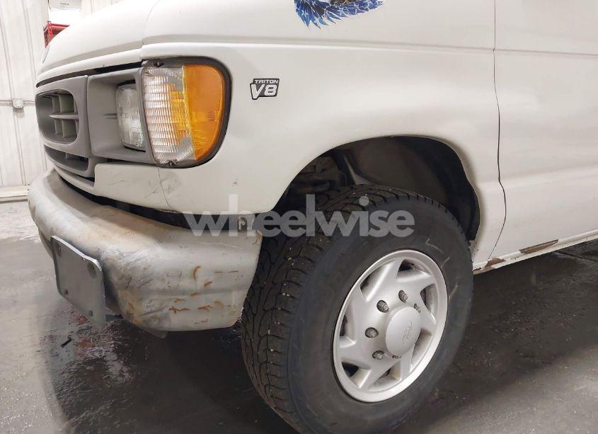 Photo 6 of 1997 Ford Club WAGON XL/XLT (VIN 1FBJS31L6VHB82132)