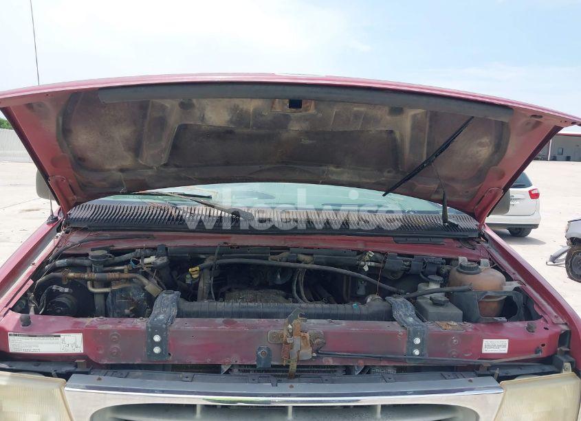 Photo 10 of 1997 Ford Club WAGON XL/XLT (VIN 1FBJS31S7VHA87828)