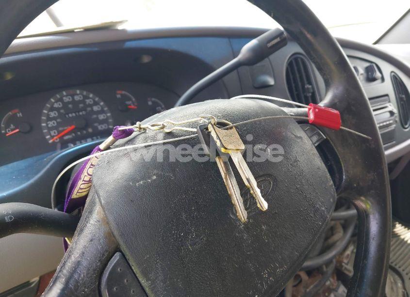 Photo 11 of 1997 Ford Club WAGON XL/XLT (VIN 1FBJS31S7VHA87828)