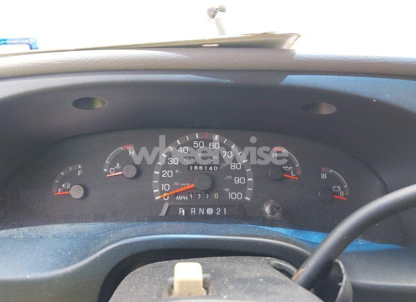 Photo 7 of 1997 Ford Club WAGON XL/XLT (VIN 1FBJS31S7VHA87828)