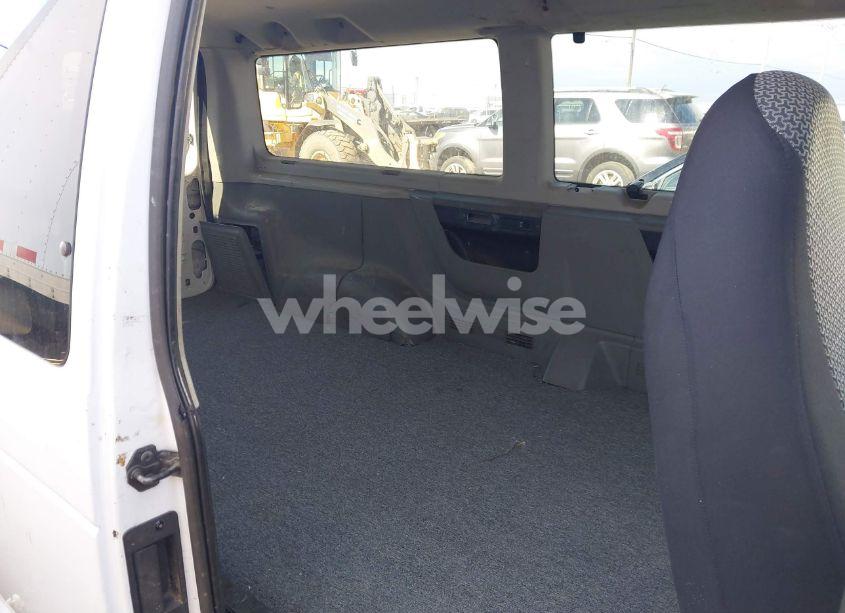 Photo 8 of 2008 Ford E-350 SUPER DUTY XL/XLT (VIN 1FBNE31L18DA20963)