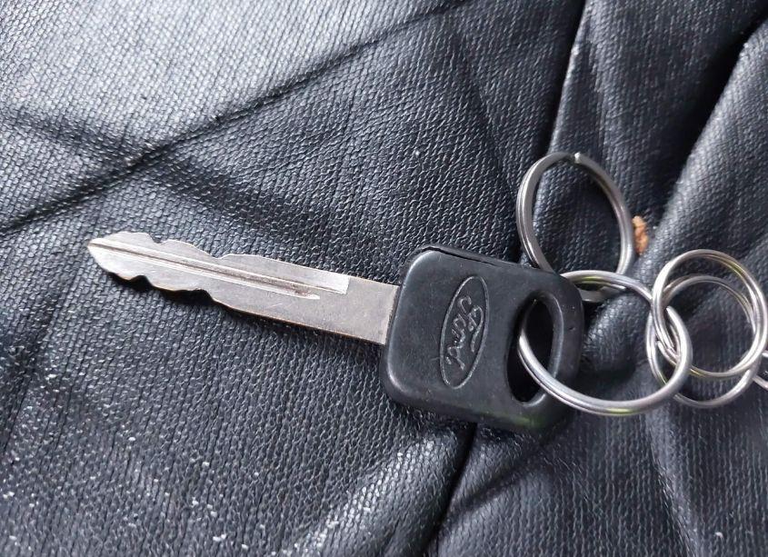 Photo 11 of 2008 Ford E-350 SUPER DUTY XL/XLT (VIN 1FBNE31L18DB31707)