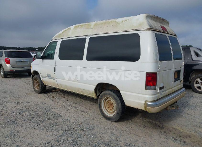 Photo 3 of 2004 Ford E-350 SUPER DUTY CHATEAU/XL/XLT (VIN 1FBNE31L34HA22488)