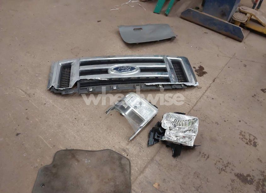 Photo 12 of 2008 Ford E-350 SUPER DUTY XL/XLT (VIN 1FBNE31L78DA28548)