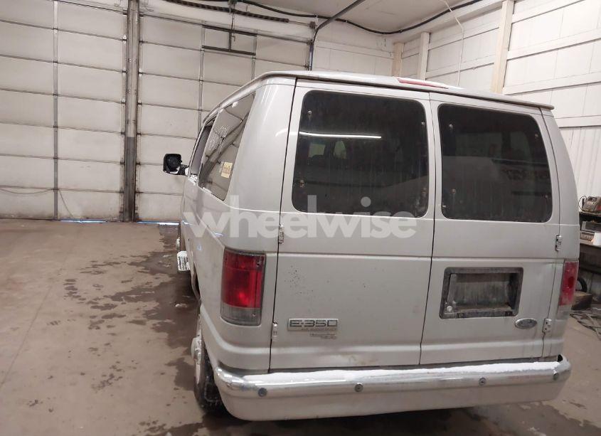 Photo 3 of 2008 Ford E-350 SUPER DUTY XL/XLT (VIN 1FBNE31L78DA28548)