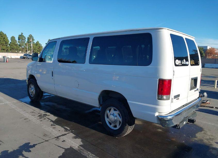 Photo 3 of 2010 Ford E-350 SUPER DUTY XL/XLT (VIN 1FBNE3BL1ADA12382)