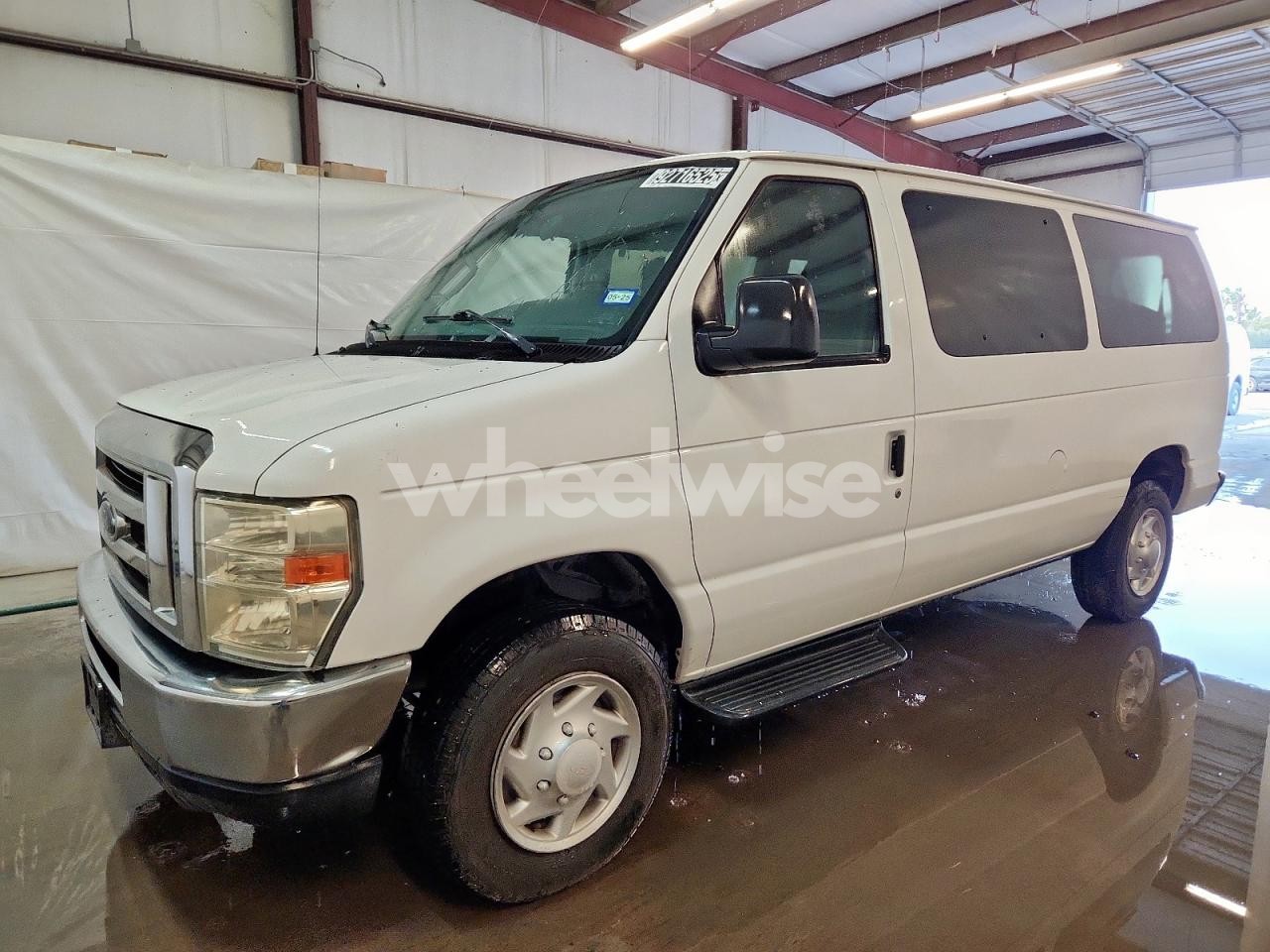 2013 FORD ECONOLINE E350 SUPER DUTY WAGON (VIN 1FBNE3BL1DDA48822) main photo