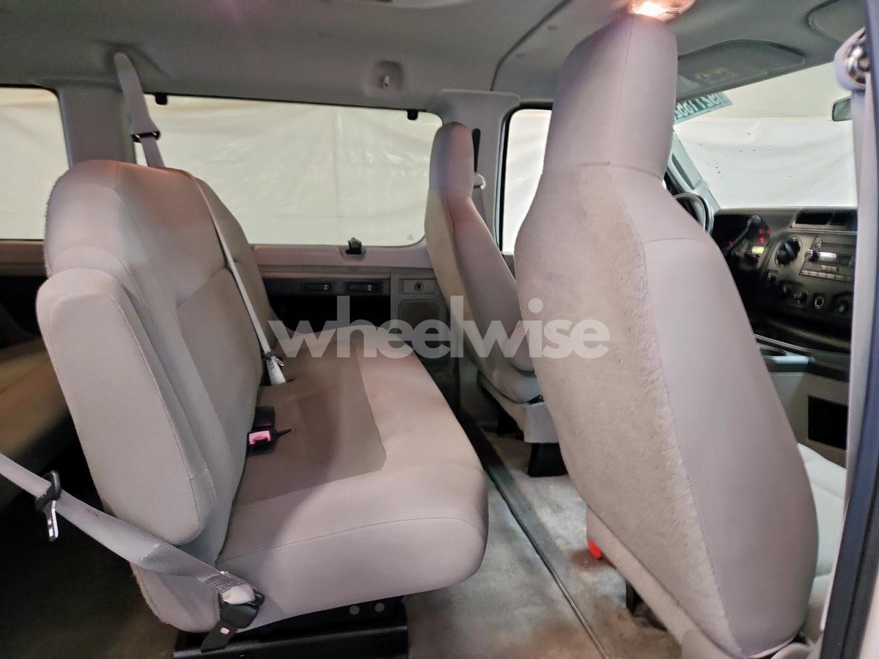 Photo 10 of 2013 FORD ECONOLINE E350 SUPER DUTY WAGON (VIN 1FBNE3BL1DDA48822)