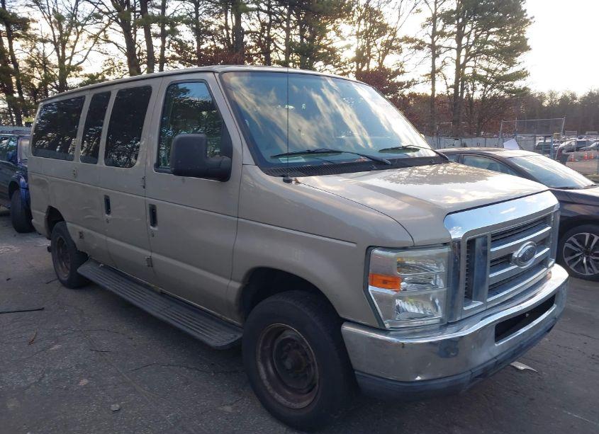 2011 Ford E-350 SUPER DUTY XLT (VIN 1FBNE3BL3BDA21957) main photo