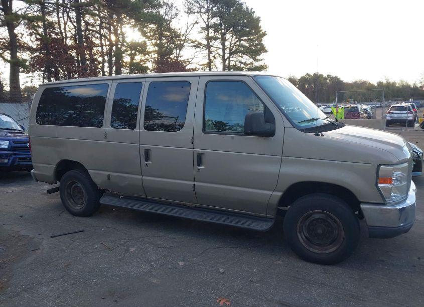 Photo 13 of 2011 Ford E-350 SUPER DUTY XLT (VIN 1FBNE3BL3BDA21957)