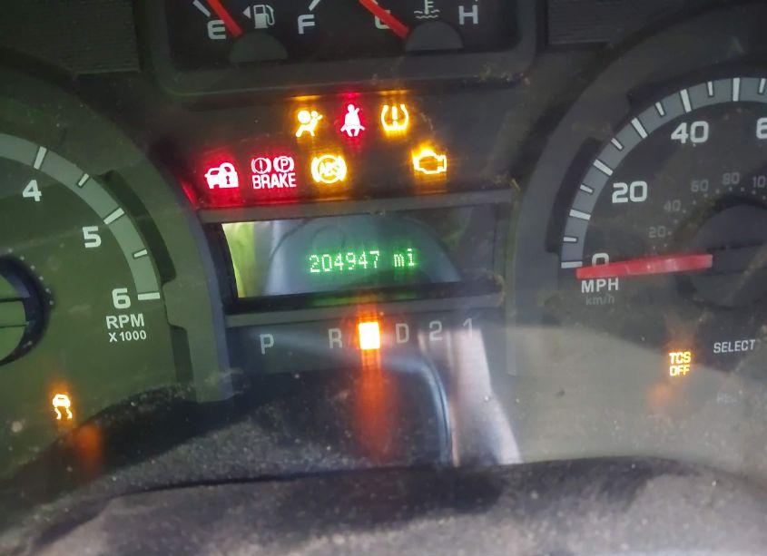 Photo 15 of 2011 Ford E-350 SUPER DUTY XLT (VIN 1FBNE3BL3BDA21957)