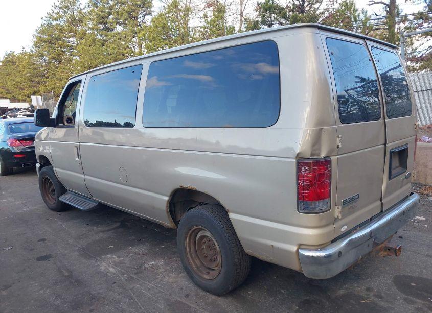 Photo 3 of 2011 Ford E-350 SUPER DUTY XLT (VIN 1FBNE3BL3BDA21957)