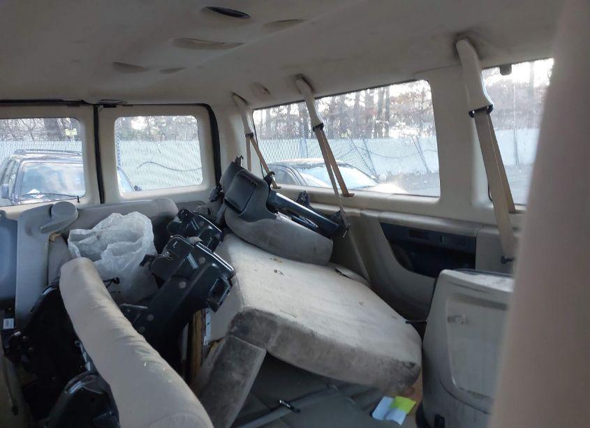 Photo 8 of 2011 Ford E-350 SUPER DUTY XLT (VIN 1FBNE3BL3BDA21957)