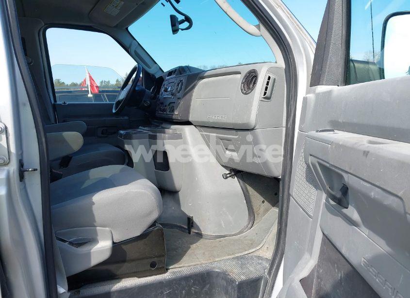 Photo 5 of 2012 Ford E-350 SUPER DUTY XLT (VIN 1FBNE3BL3CDA32121)