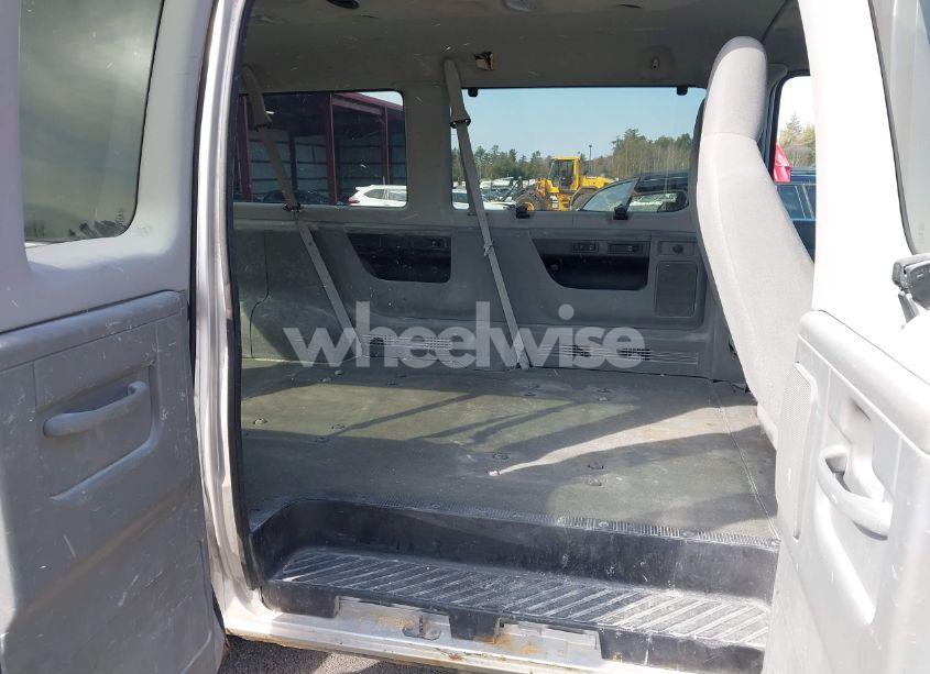 Photo 8 of 2012 Ford E-350 SUPER DUTY XLT (VIN 1FBNE3BL3CDA32121)