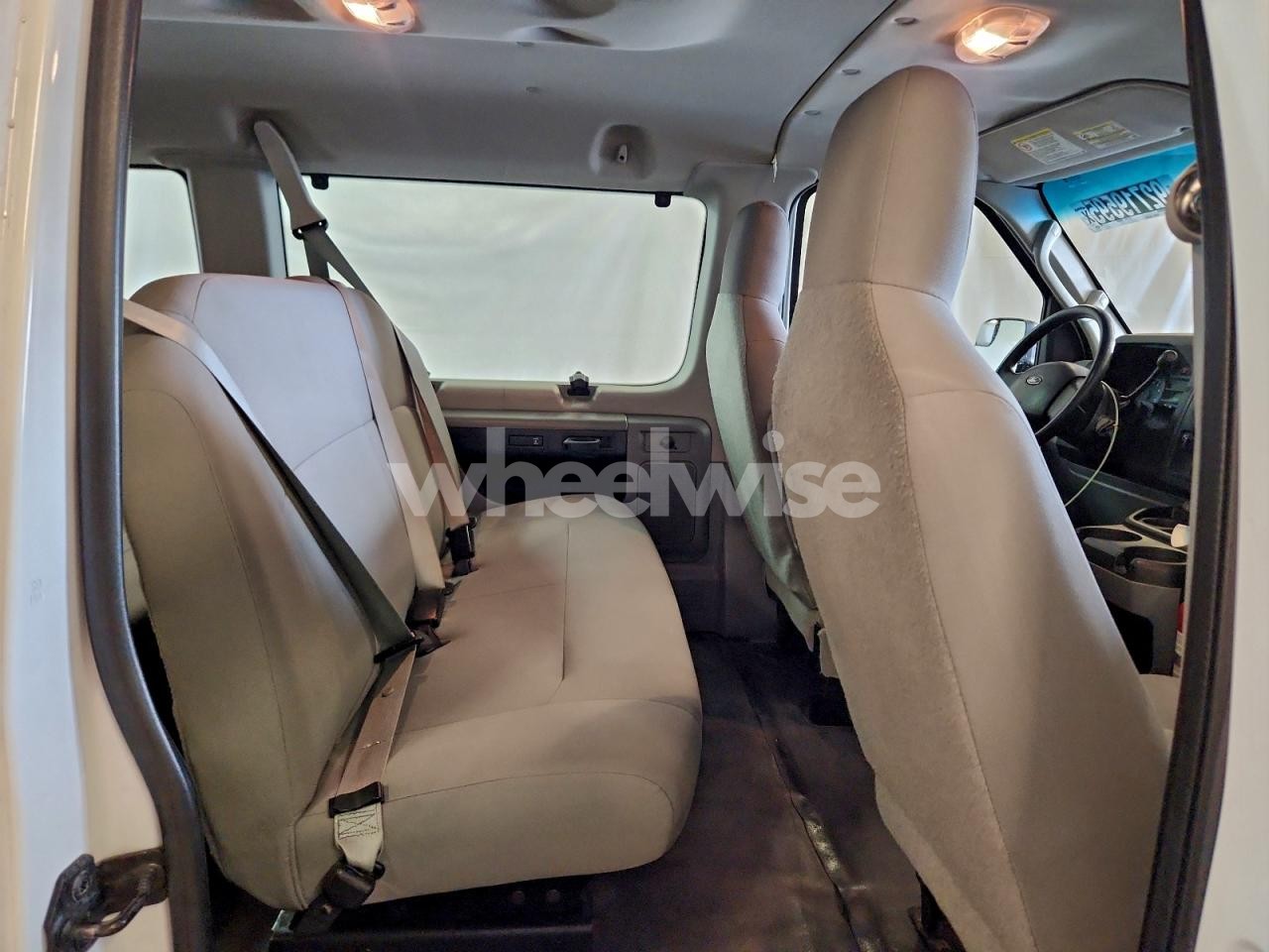 Photo 10 of 2013 FORD ECONOLINE E350 SUPER DUTY WAGON (VIN 1FBNE3BL5DDB05426)