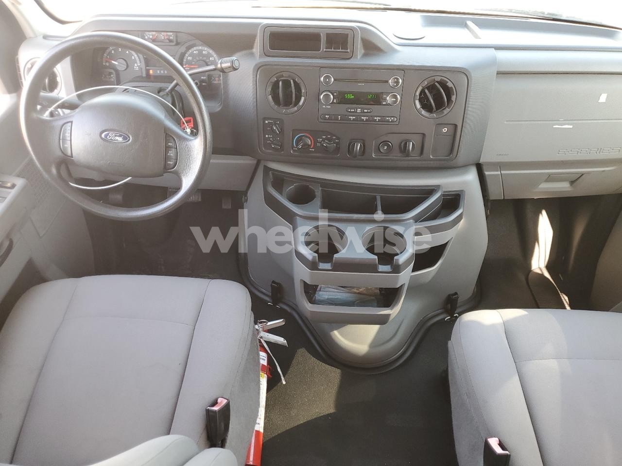 Photo 8 of 2013 FORD ECONOLINE E350 SUPER DUTY WAGON (VIN 1FBNE3BL6DDA61078)