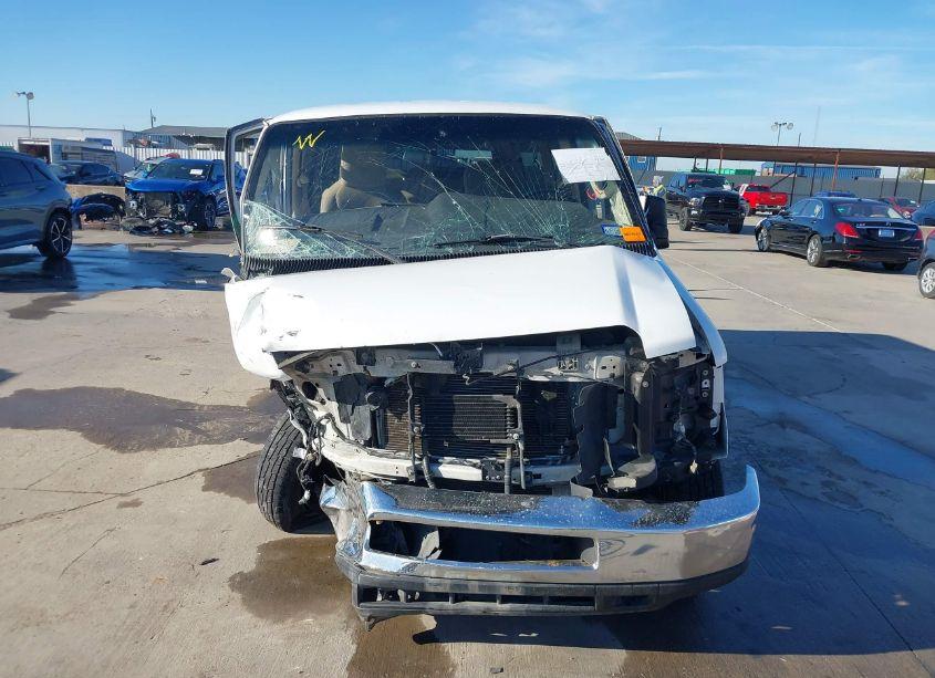 Photo 12 of 2010 Ford E-350 SUPER DUTY XL/XLT (VIN 1FBNE3BL7ADA12497)