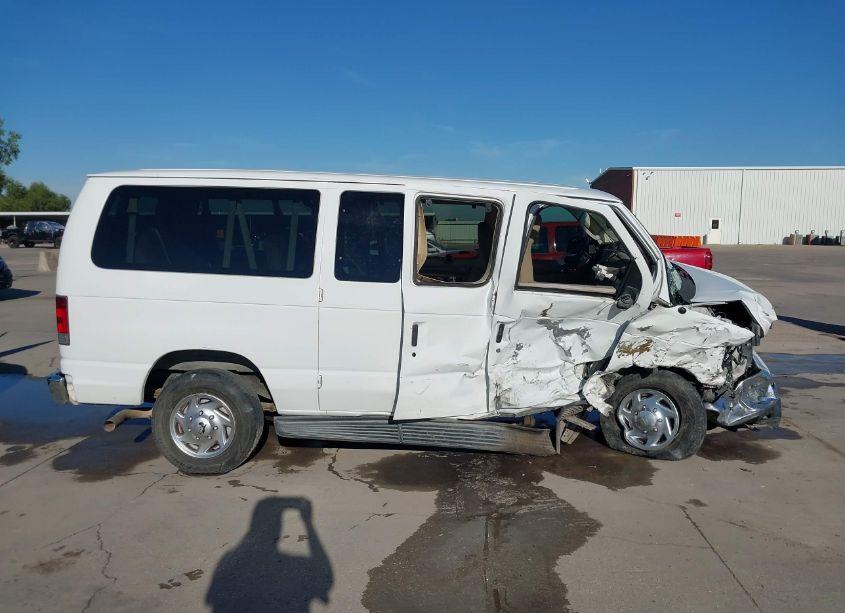 Photo 13 of 2010 Ford E-350 SUPER DUTY XL/XLT (VIN 1FBNE3BL7ADA12497)