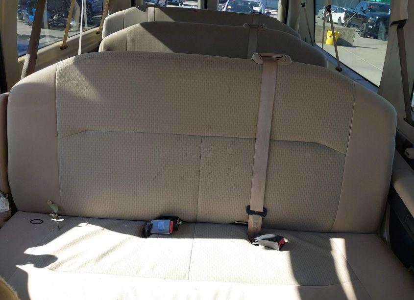 Photo 17 of 2010 Ford E-350 SUPER DUTY XL/XLT (VIN 1FBNE3BL7ADA12497)