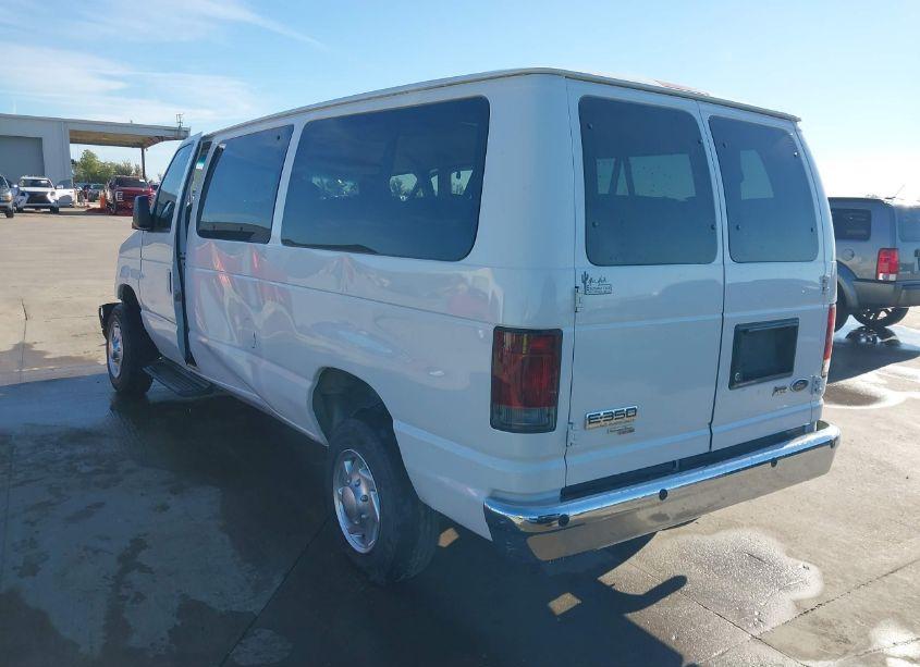 Photo 3 of 2010 Ford E-350 SUPER DUTY XL/XLT (VIN 1FBNE3BL7ADA12497)