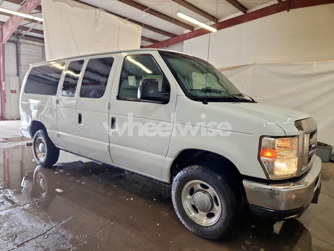 Photo 4 of 2013 FORD ECONOLINE E350 SUPER DUTY WAGON (VIN 1FBNE3BL7DDA83073)