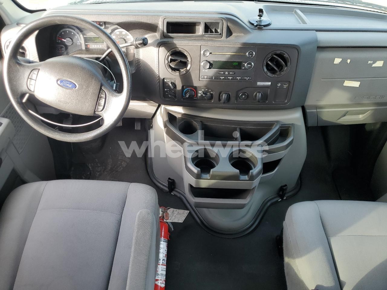 Photo 8 of 2013 FORD ECONOLINE E350 SUPER DUTY WAGON (VIN 1FBNE3BL8DDA61034)