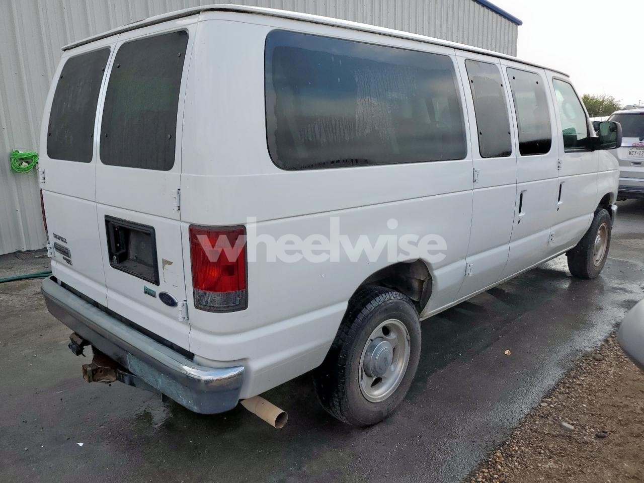 Photo 3 of 2013 FORD ECONOLINE E350 SUPER DUTY WAGON (VIN 1FBNE3BL9DDA90171)