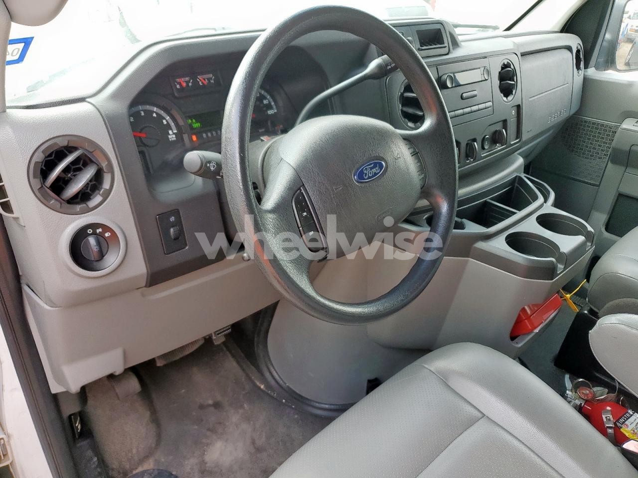 Photo 8 of 2013 FORD ECONOLINE E350 SUPER DUTY WAGON (VIN 1FBNE3BL9DDA90171)