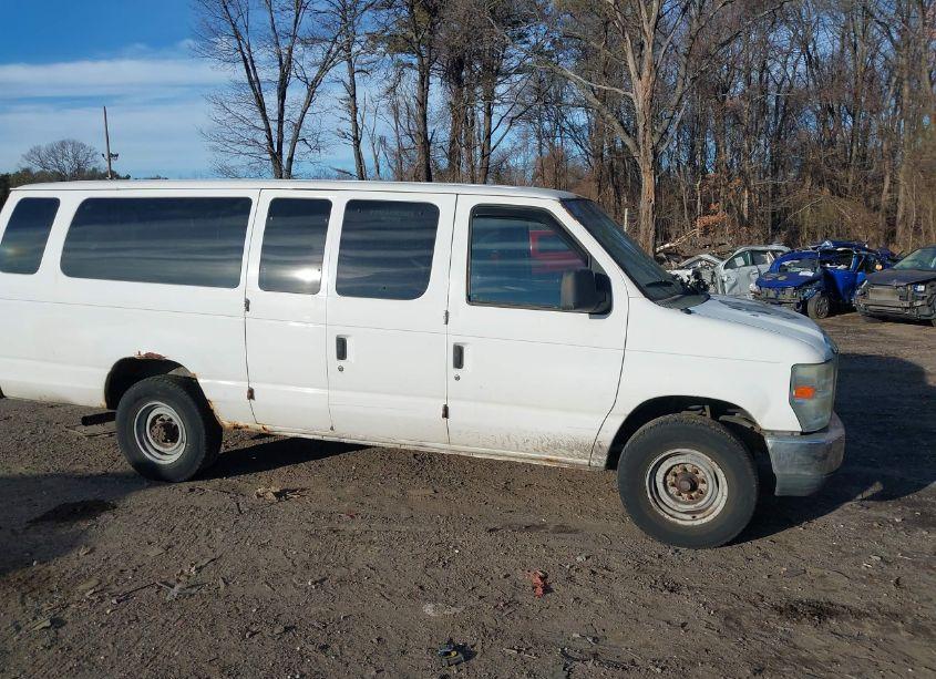 Photo 12 of 2008 Ford E-350 SUPER DUTY XL/XLT (VIN 1FBSS31L08DB22945)