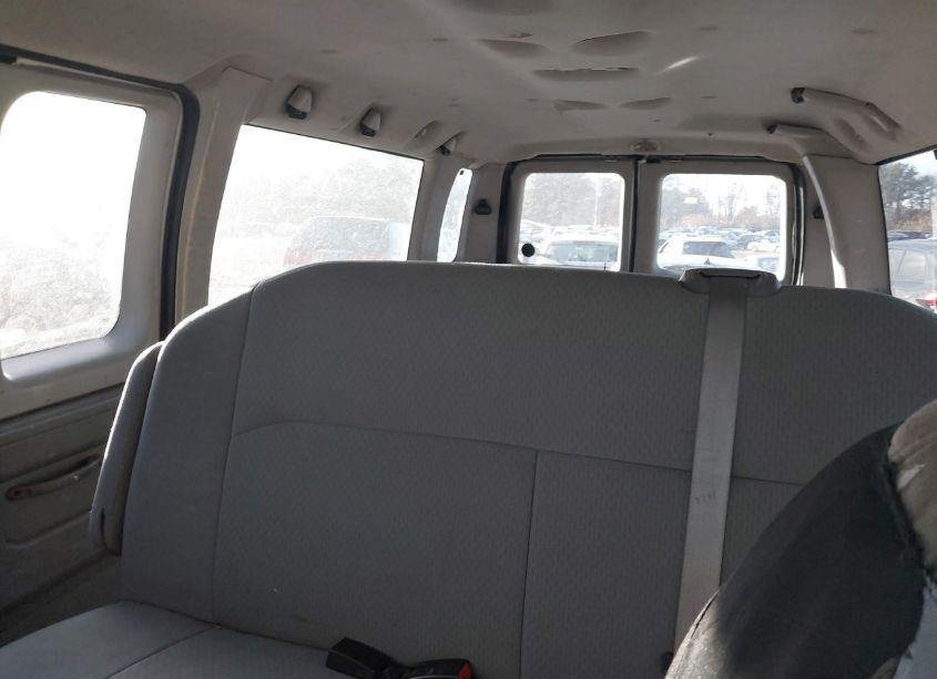 Photo 8 of 2008 Ford E-350 SUPER DUTY XL/XLT (VIN 1FBSS31L08DB22945)