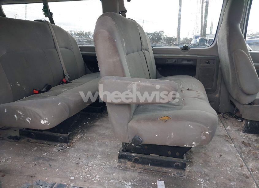 Photo 8 of 2008 Ford E-350 SUPER DUTY XL/XLT (VIN 1FBSS31L08DB31287)