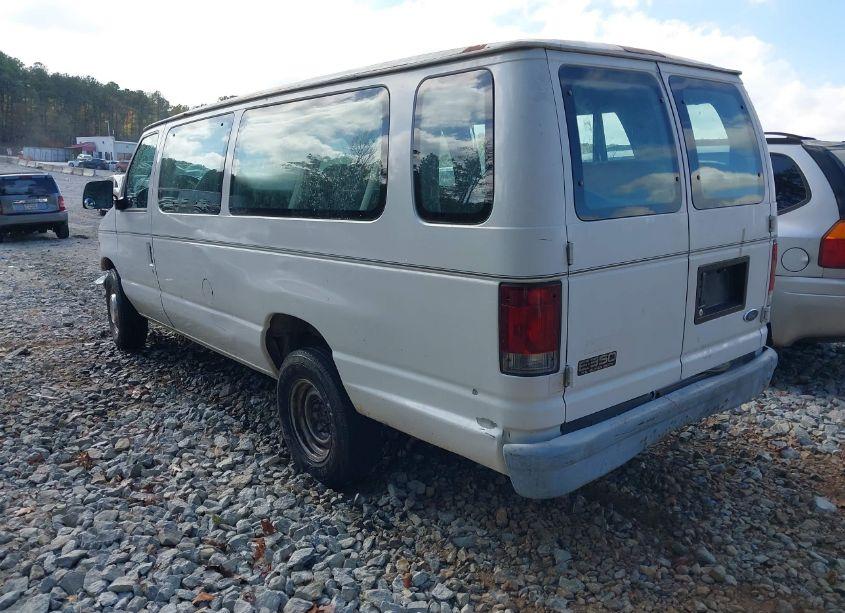 Photo 3 of 2002 Ford E-350 SUPER DUTY XL/XLT (VIN 1FBSS31L42HB66012)