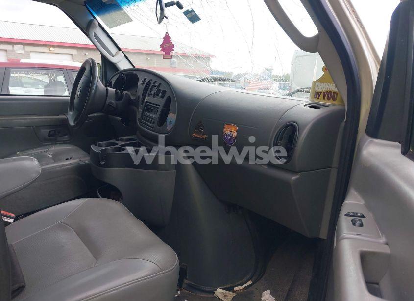 Photo 5 of 2006 Ford E-350 SUPER DUTY XL/XLT (VIN 1FBSS31L86HA07841)