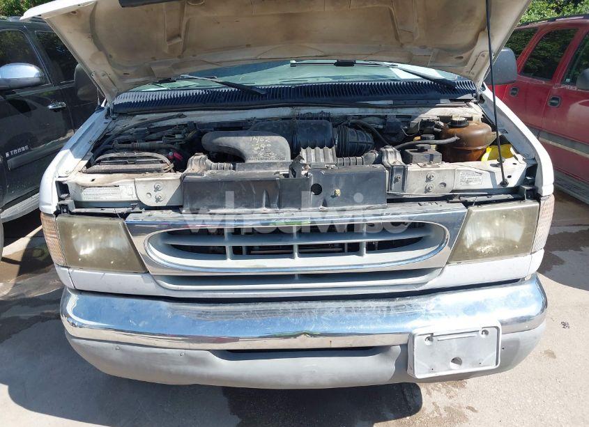 Photo 10 of 2002 Ford E-350 SUPER DUTY XL/XLT (VIN 1FBSS31S92HA41546)