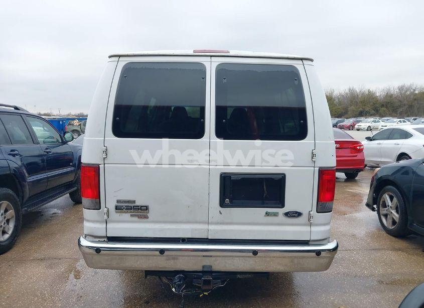 Photo 16 of 2013 Ford E-350 SUPER DUTY XLT (VIN 1FBSS3BL1DDA59086)