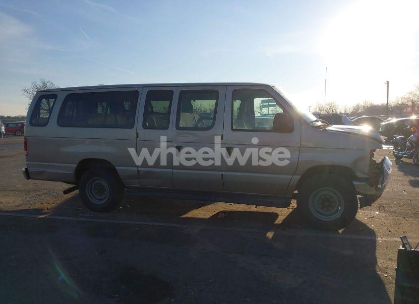 Photo 13 of 2014 Ford E-350 SUPER DUTY XLT (VIN 1FBSS3BL3EDB00299)