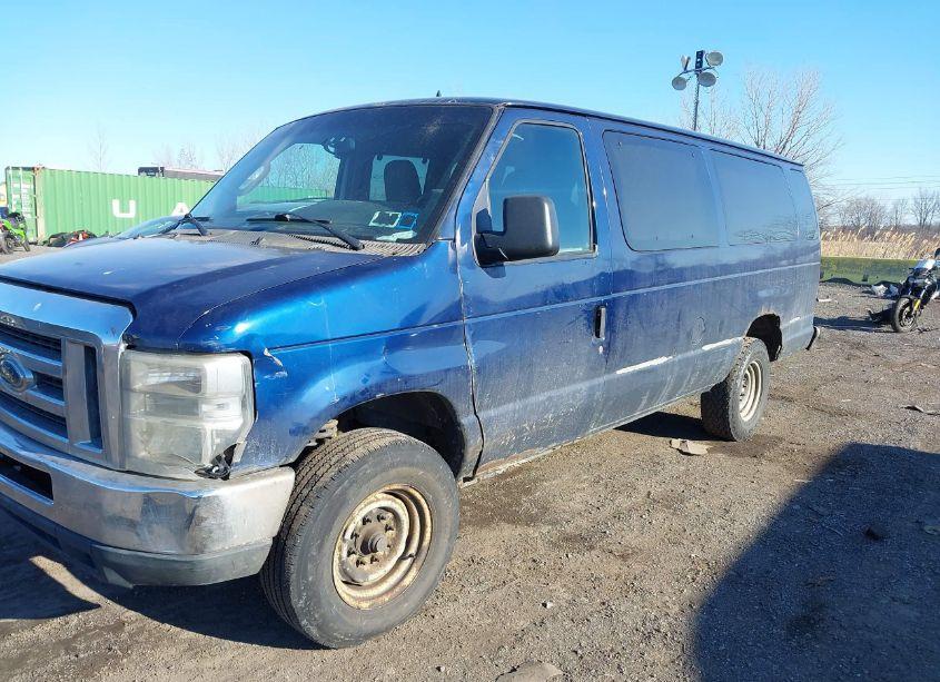 Photo 2 of 2011 Ford E-350 SUPER DUTY XLT (VIN 1FBSS3BL4BDB37647)