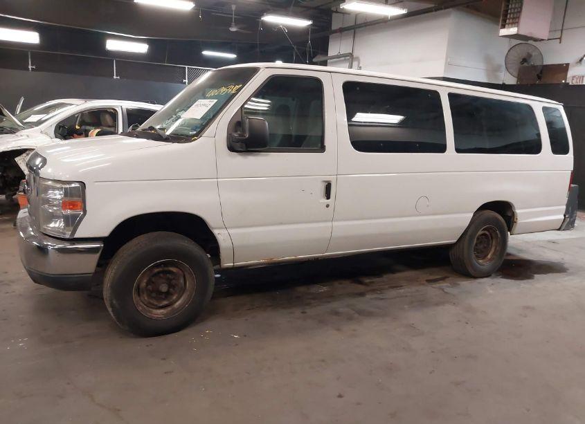 Photo 13 of 2013 Ford E-350 SUPER DUTY XLT (VIN 1FBSS3BL6DDA00986)