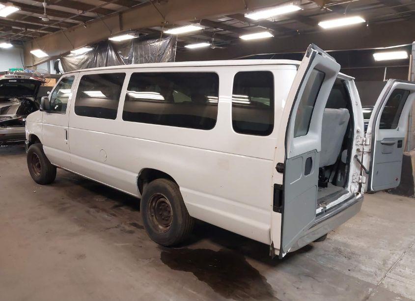 Photo 3 of 2013 Ford E-350 SUPER DUTY XLT (VIN 1FBSS3BL6DDA00986)