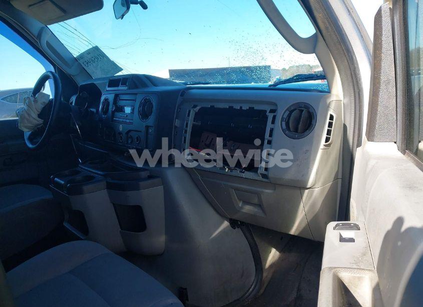 Photo 5 of 2011 Ford E-350 SUPER DUTY XLT (VIN 1FBSS3BL9BDB17135)