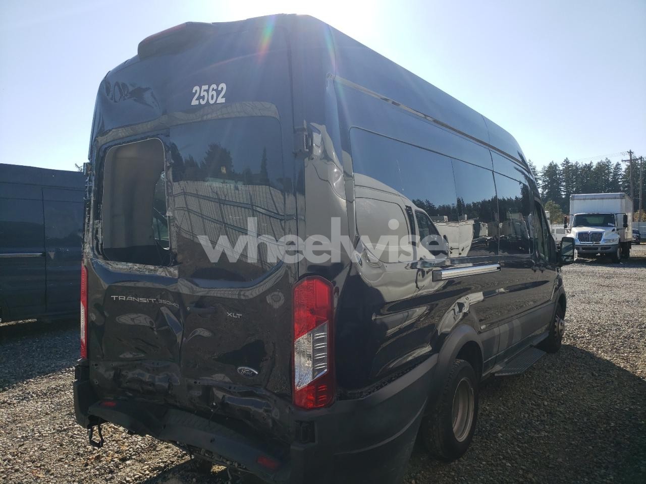 Photo 3 of 2025 FORD TRANSIT T-350 HD (VIN 1FBVU4X83SKA17156)