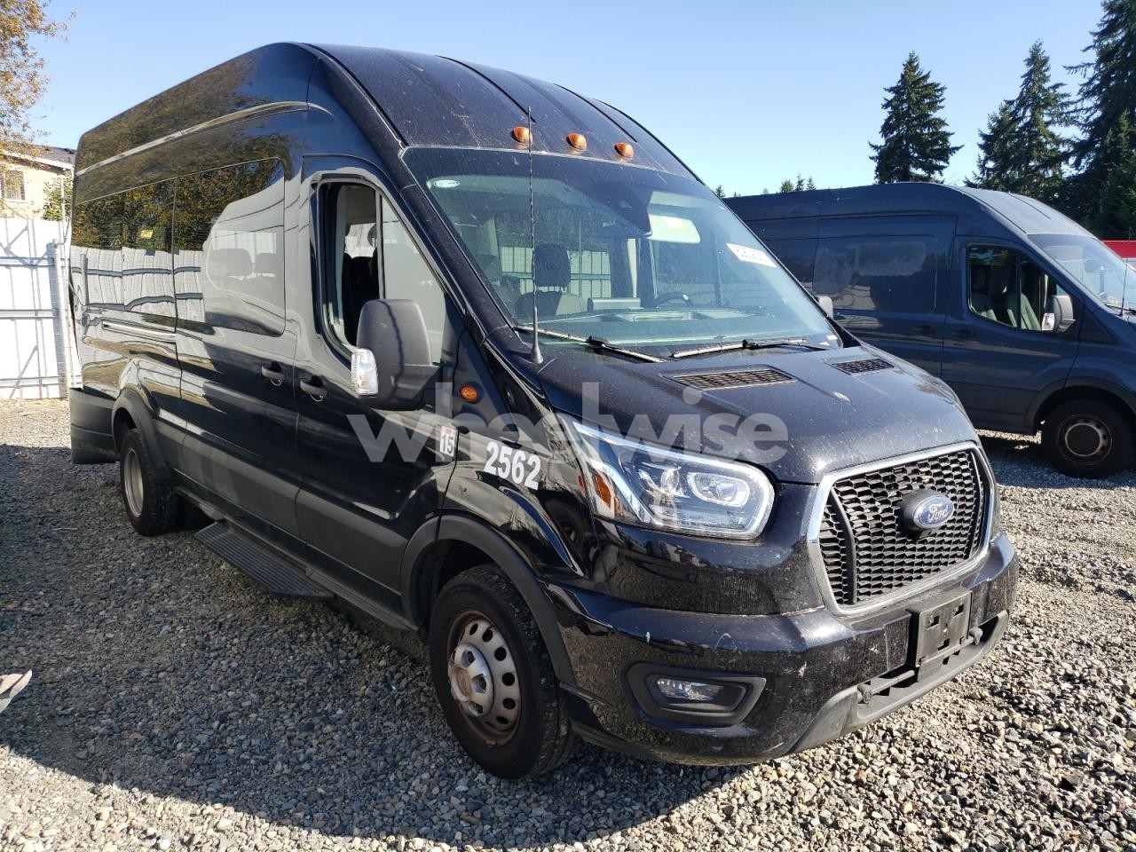 Photo 4 of 2025 FORD TRANSIT T-350 HD (VIN 1FBVU4X83SKA17156)