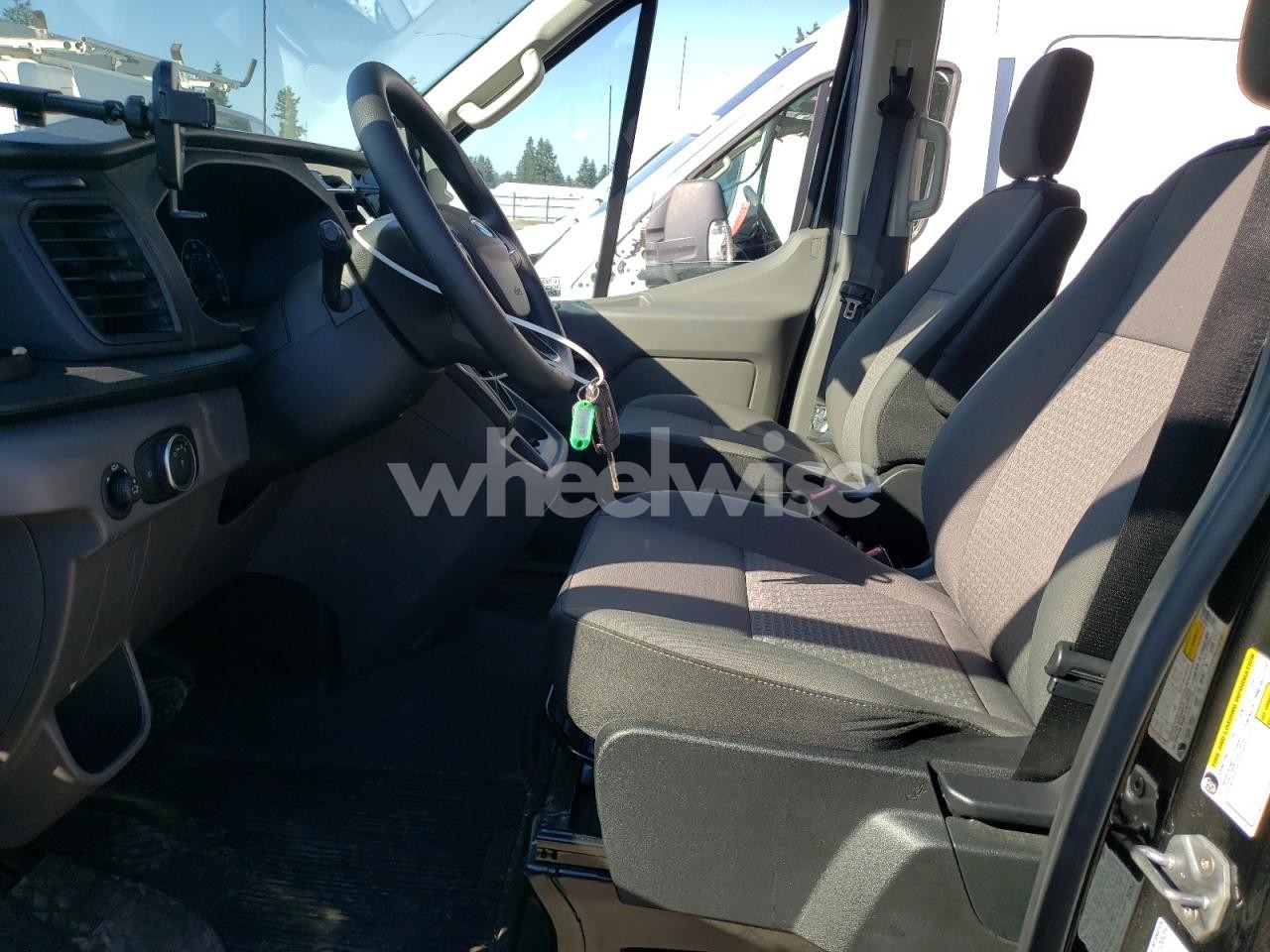 Photo 7 of 2025 FORD TRANSIT T-350 HD (VIN 1FBVU4X83SKA17156)