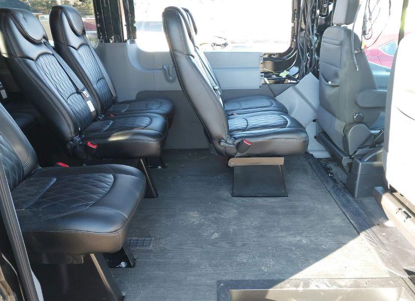 Photo 7 of 2019 Ford Transit-350 XLT (VIN 1FBVU4XM2KKA07344)